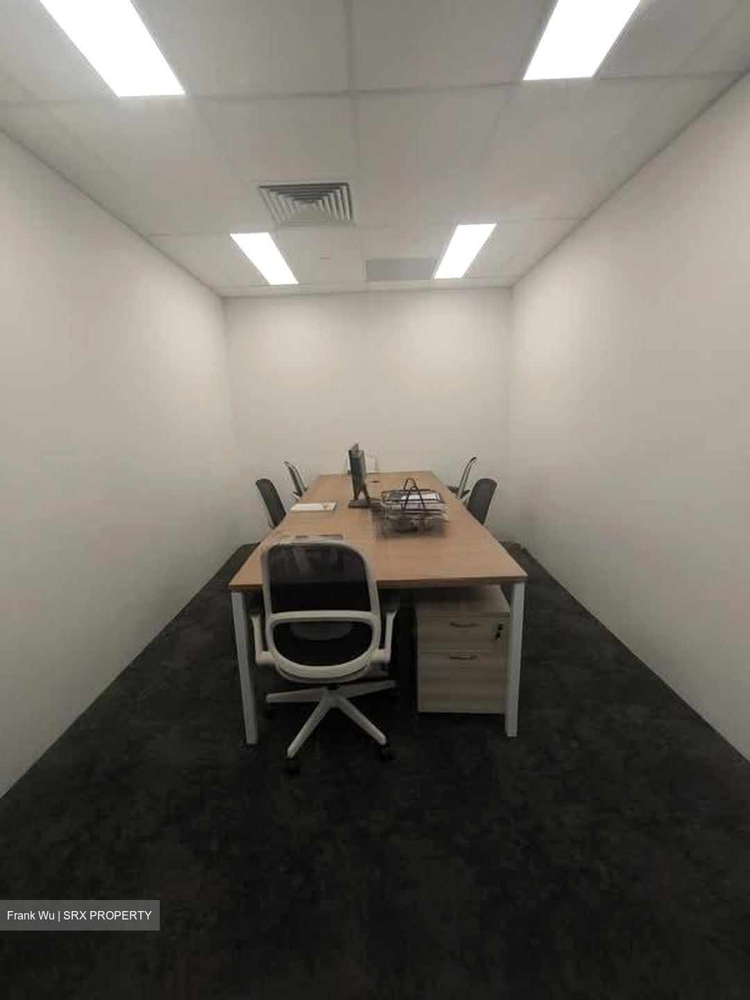 Robinson 77 (D1), Office #539417401
